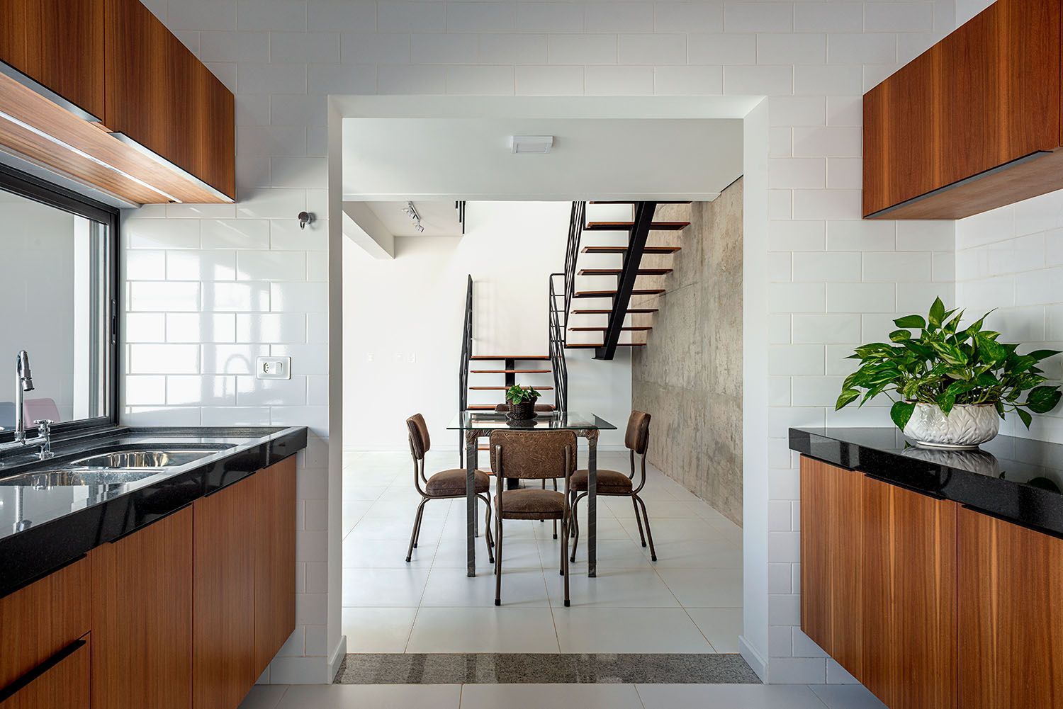 Casas e Comércio RC, Ribeirão Claro, PR